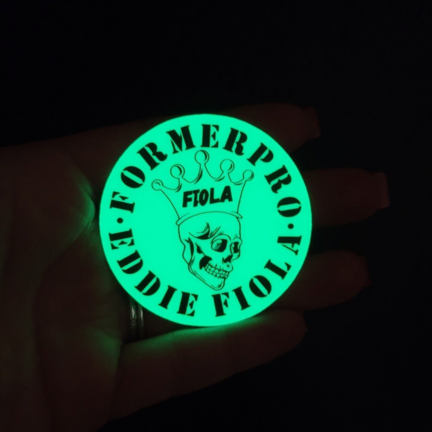 FormerPro Skull - Glow in the dark (Sticker)